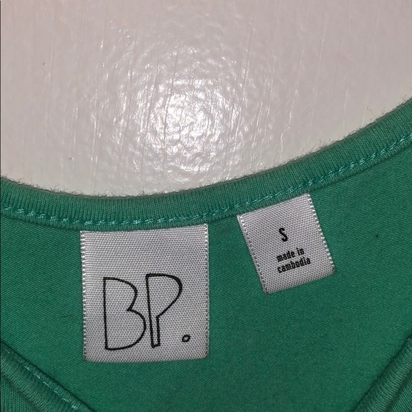 Top - Picture 3 of 3